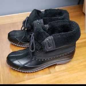 Size 9 black duck boots